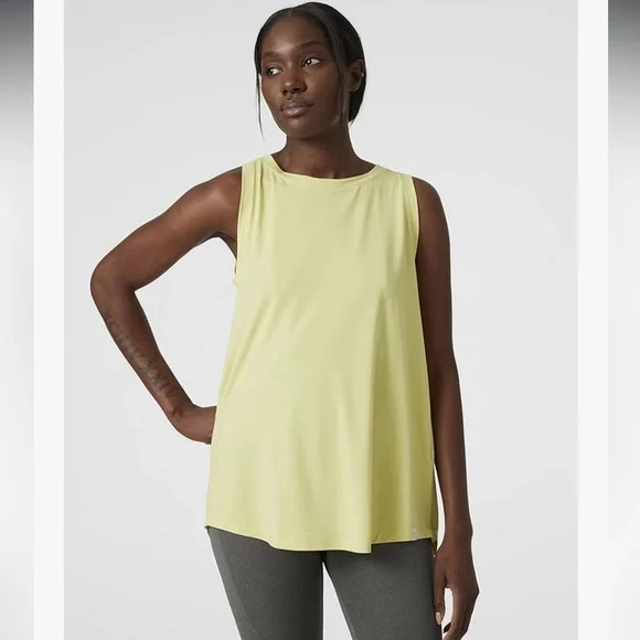 Helly Hansen Tech Split Back Tank – Medium - Picture 4 of 8